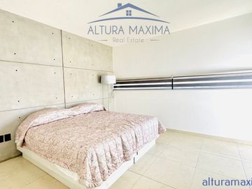 Casa en Venta Coto Valeira Zona Real Zapopan