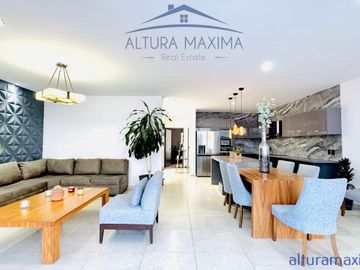 Casa en Venta Coto Valeira Zona Real Zapopan