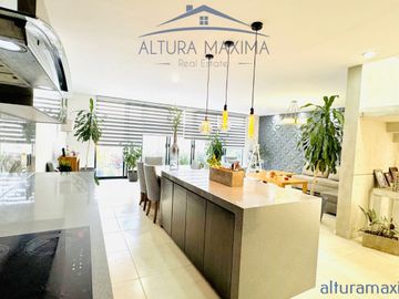Casa en Venta Coto Valeira Zona Real Zapopan