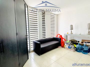 Casa en Venta Coto Valeira Zona Real Zapopan