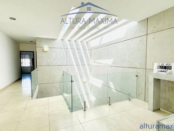 Casa en Venta Coto Valeira Zona Real Zapopan