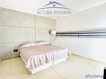 Casa en Venta Coto Valeira Zona Real Zapopan