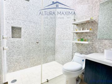 Casa en Venta Coto Valeira Zona Real Zapopan