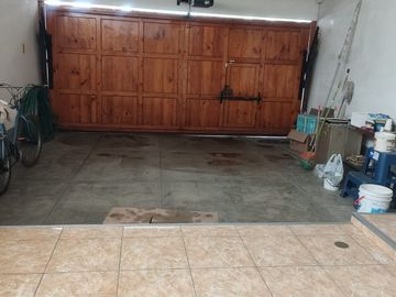 ¡Ubicadisima! Vendo Casa en Av Cutervo - Ica