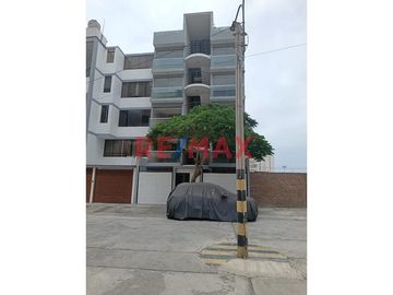 Venta De Edificio De 5 Pisos En Pueblo Libre