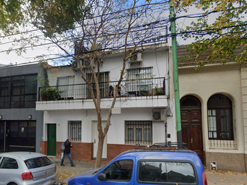 Hermoso PH al frente en Coghnlan - C.A.B.A.