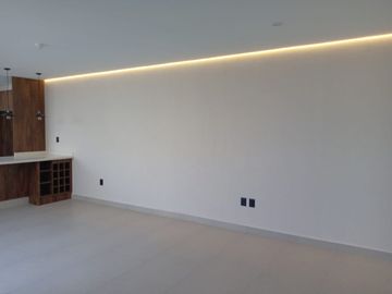 Hermosa casa con Rooftop en Cennet Residencial
