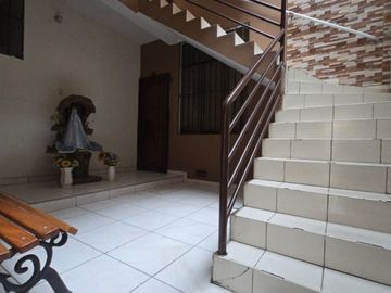 VENDO DPTO. PISO 2 VISTA EXTERNA MAYORAZGO ATE