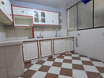 VENDO DPTO. PISO 2 VISTA EXTERNA MAYORAZGO ATE