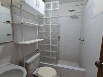 VENDO DPTO. PISO 2 VISTA EXTERNA MAYORAZGO ATE