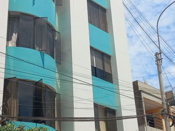 VENDO DPTO. PISO 2 VISTA EXTERNA MAYORAZGO ATE