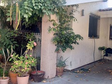 Venta de casa de 1 sola planta en Vallarta Universidad, Zapopan, Jalisco