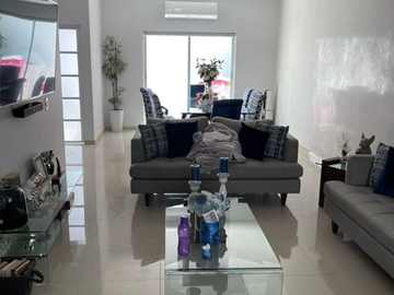 HERMOSA PROPIEDAD EN VENTA UBICADA EN C. 6B 299A, JARDINES DE VISTA ALEGRE II, 97138 MÉRIDA, YUC.