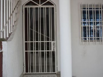 VENTA CASA LIBERTADORES
