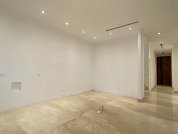 SE VENDE CASA EN LOS LAGOS