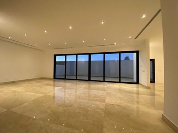 SE VENDE CASA EN LOS LAGOS