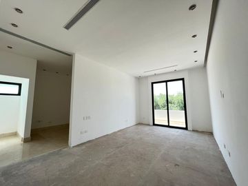 SE VENDE CASA EN LOS LAGOS