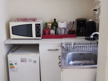 Oficina Remodelada en Venta – Providencia, a Pasos del Metro Los Leones