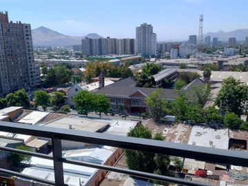 Departamento 1D/1B en Venta Semi Nuevo, Vista Despejada, a Pasos del Metro Hospitales