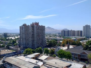 Departamento 1D/1B en Venta Semi Nuevo, Vista Despejada, a Pasos del Metro Hospitales