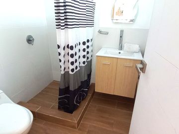 SE VENDE LINDA CASITA EN PACHACAMAC *A 10 MINUTOS DE LA PLAZA *INDEPENDIZADO *DOCUMENTOS AL DIA