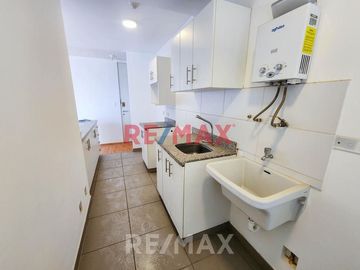 VENTA DE DEPARTAMENTO CON ESTACIONAMIENTO EN SURCO&BARRANCO 67.64M2