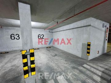 VENTA DE DEPARTAMENTO CON ESTACIONAMIENTO EN SURCO&BARRANCO 67.64M2