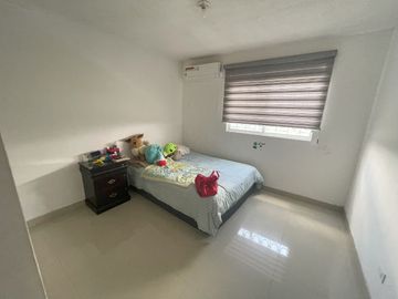 Hermosa y cómoda casa en la zona Contry de Guadalupe.