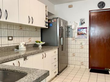 VENTA DEPARTAMENTO 177.91M2 Av. Pardo Miraflores