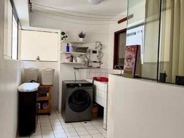 VENTA DEPARTAMENTO 177.91M2 Av. Pardo Miraflores