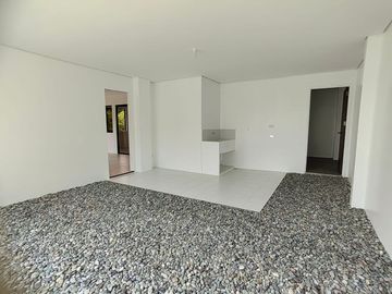 FAIRWAY VIEW HOUSE AND LOT IN ANTIPOLO