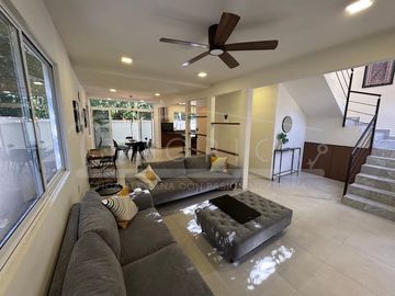 CASA SARA ¡Vive bajo el sol de Aldea Kaan en el corazón del paraíso!