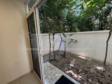 CASA SARA ¡Vive bajo el sol de Aldea Kaan en el corazón del paraíso!