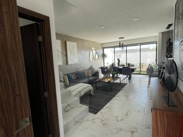 Casa en Zona Residencial
