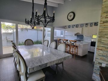 CASA EN RENTA EN EL CORAZON DE AVANDARO.