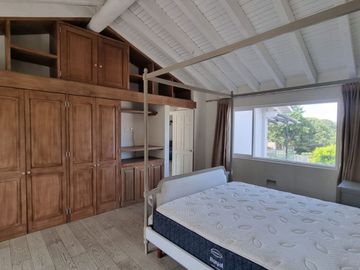 CASA EN RENTA EN EL CORAZON DE AVANDARO.