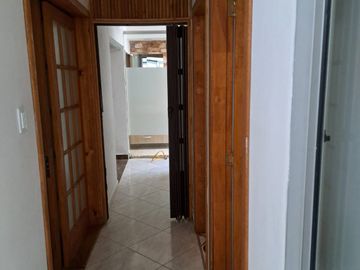 VENDO CASA REMODELADA PISO 1 EN BELEN MIRAVALLE