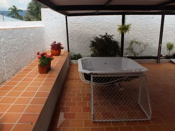 CASA CAMPESTRE EN EL CARMEN -  DAGUA