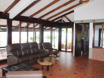 CASA CAMPESTRE EN EL CARMEN -  DAGUA