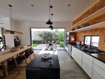 CASA EN COTO PRADERA EN CAÑADAS EN ZAPOPAN EN VENTA $17´900,000