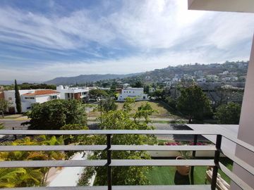 CASA EN COTO PRADERA EN CAÑADAS EN ZAPOPAN EN VENTA $17´900,000