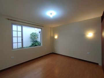 EN VENTA / CASA UNA PLANTA / VALLE DE LOS CHILLOS