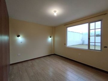 EN VENTA / CASA UNA PLANTA / VALLE DE LOS CHILLOS