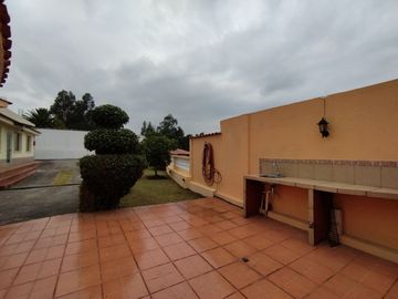 EN VENTA / CASA UNA PLANTA / VALLE DE LOS CHILLOS