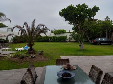 Venta de hermosa y exclusiva casa residencial en La Encanta de Villa. Chorrillos