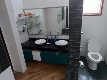 Venta de hermosa y exclusiva casa residencial en La Encanta de Villa. Chorrillos
