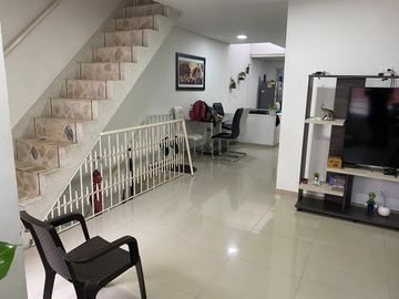 venta casa en Poblado 1