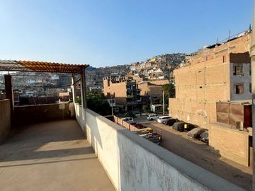 VENTA DE CASA EN SANTA CLARA ATE VITARTE