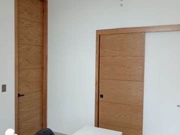 CASA EN VENTA EN VALLE IMPERIAL COTO 21