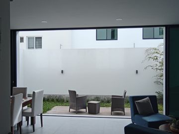 CASA EN VENTA EN VALLE IMPERIAL COTO 21